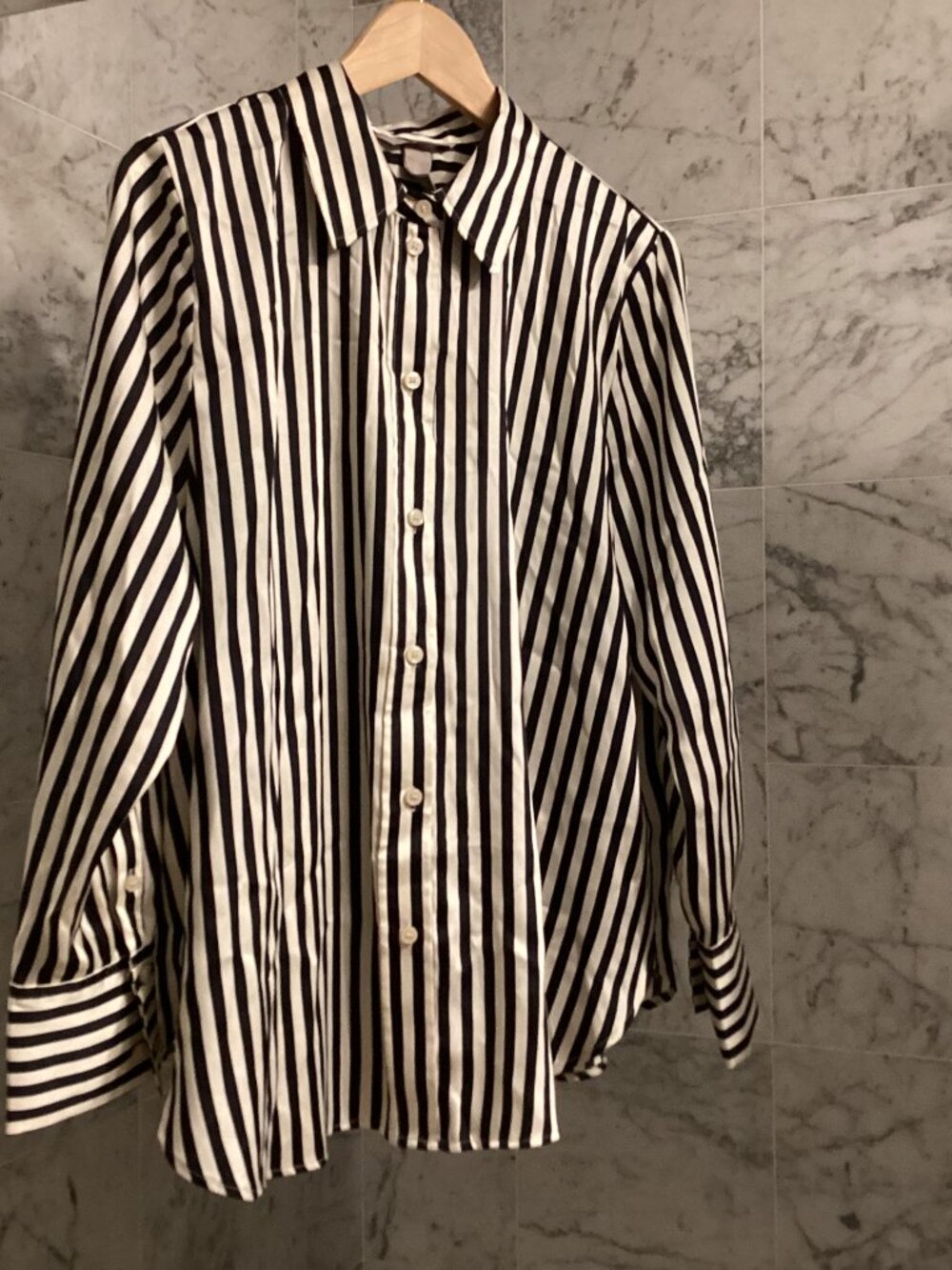 H&M Black White Striped Button Up Blouse Long Sleeve Shirt Women's Size L